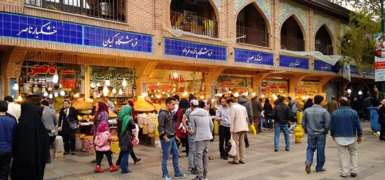 درباره این مقاله بیشتر بخوانید 🔴طبق گزارش های میدانی؛ اجاره مغازه توی بازار بزرگ تهران (۱۵ خرداد) سر خیابون، به ماهی ۸۵۰ میلیون تومن رسیده که میشه حدودا سالی ۱۰ میلیارد تومن