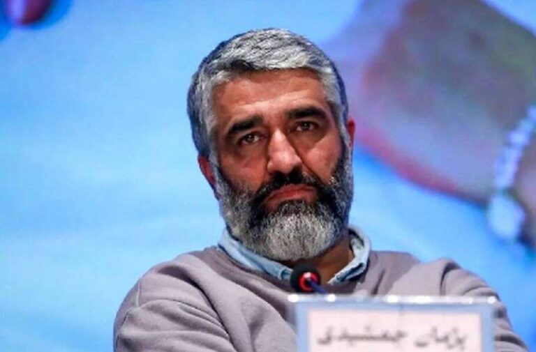 درباره این مقاله بیشتر بخوانید 🔻🔺شوک در عرصه سینما: سوپراستار متهم به آدمربایی و تجاوز؛ پژمان جمشیدی به واحد ۳ قزلحصار منتقل شد