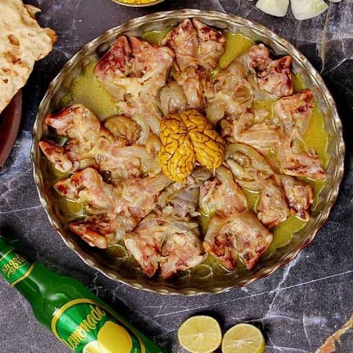 درباره این مقاله بیشتر بخوانید کلهپاچه میلیونی شد!