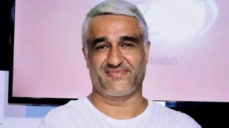 درباره این مقاله بیشتر بخوانید 🔻🔺پژمان جمشیدی اتهامات را «داستانسازی محض» خواند و مدعی شد خروجش از ایران برای دیدار با خانواده است