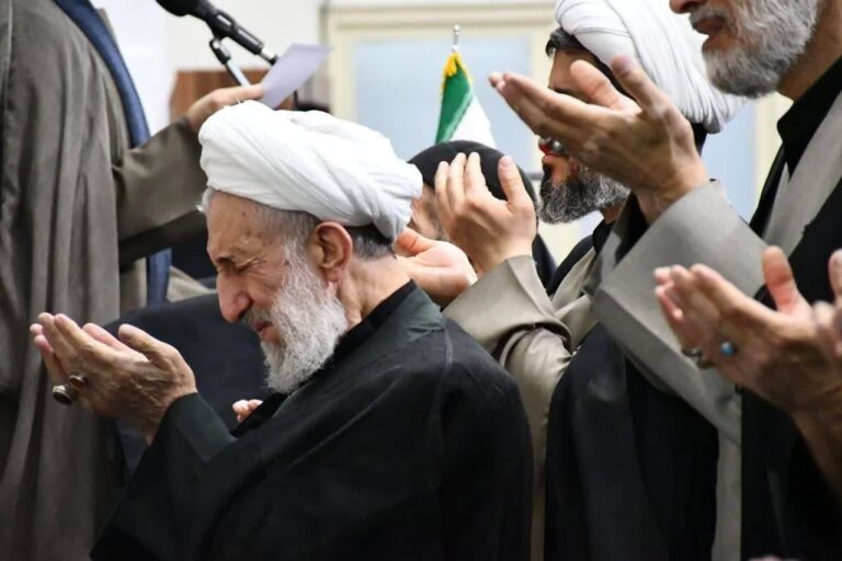 درباره این مقاله بیشتر بخوانید جناب صدیقی به جای نماز باران، نماز استغفار بخوان